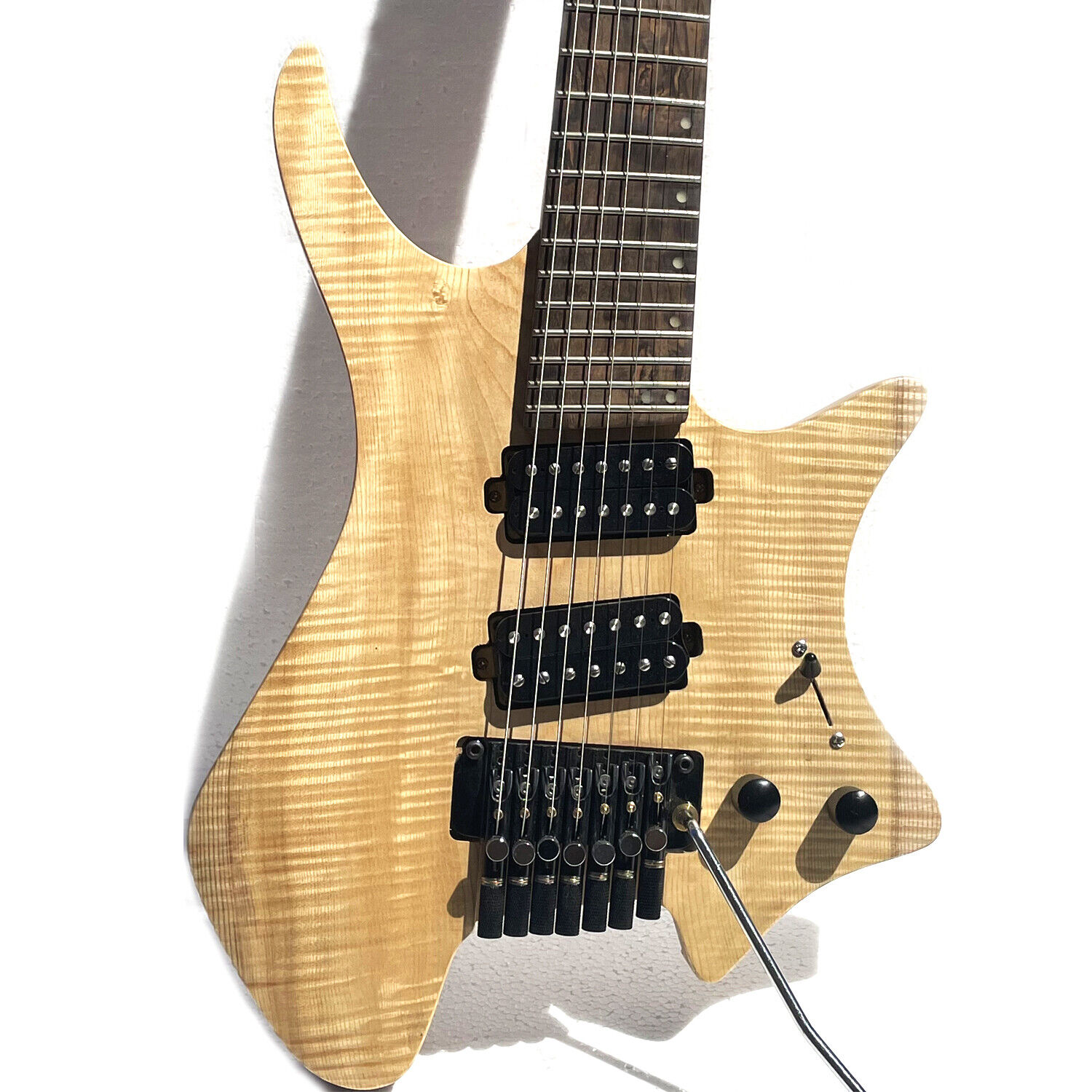 Musoo brand 7 strings fanned fret headless electric guitar(HF02)