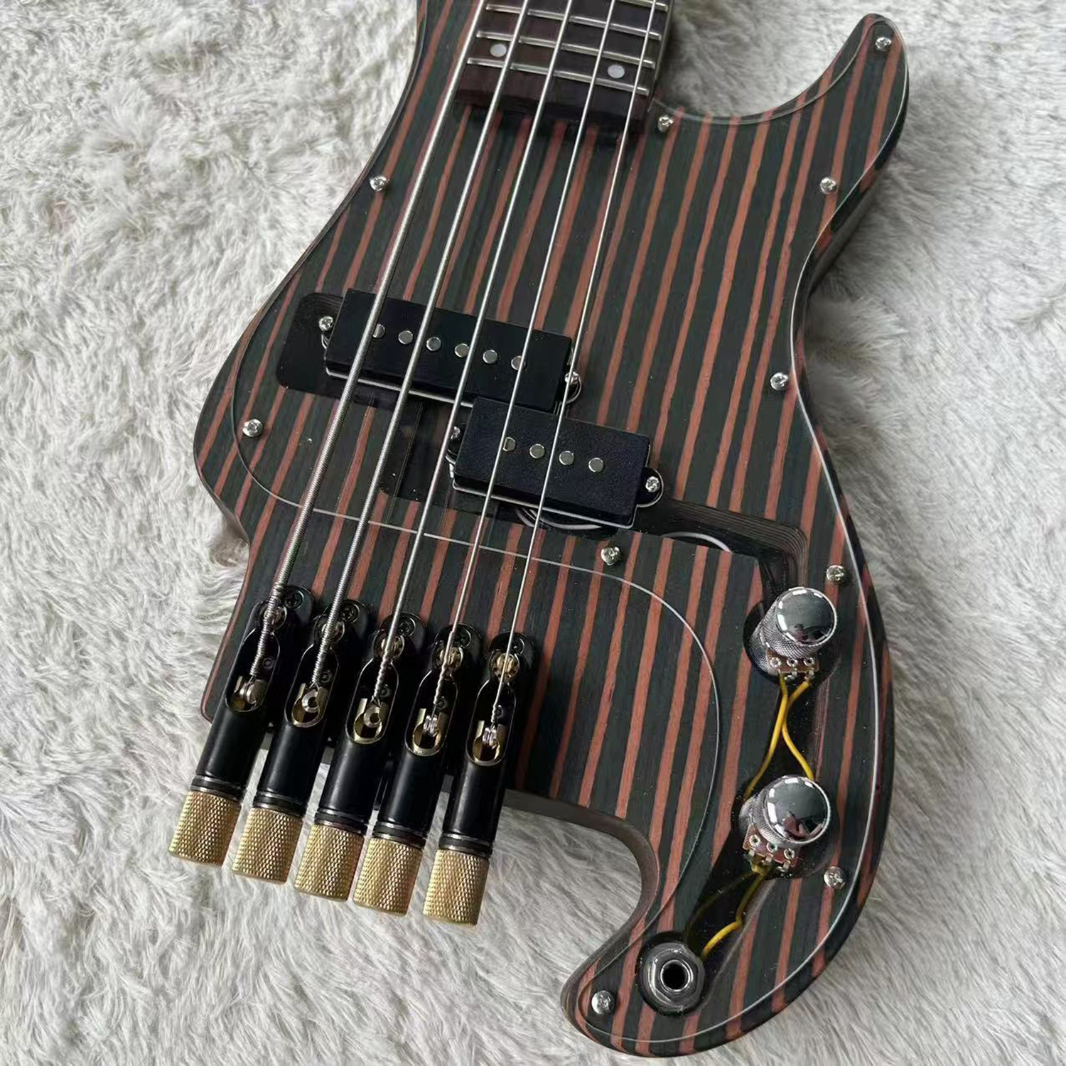 Electric Bass Headless Bass Zebra Wood Body 5 String Bass