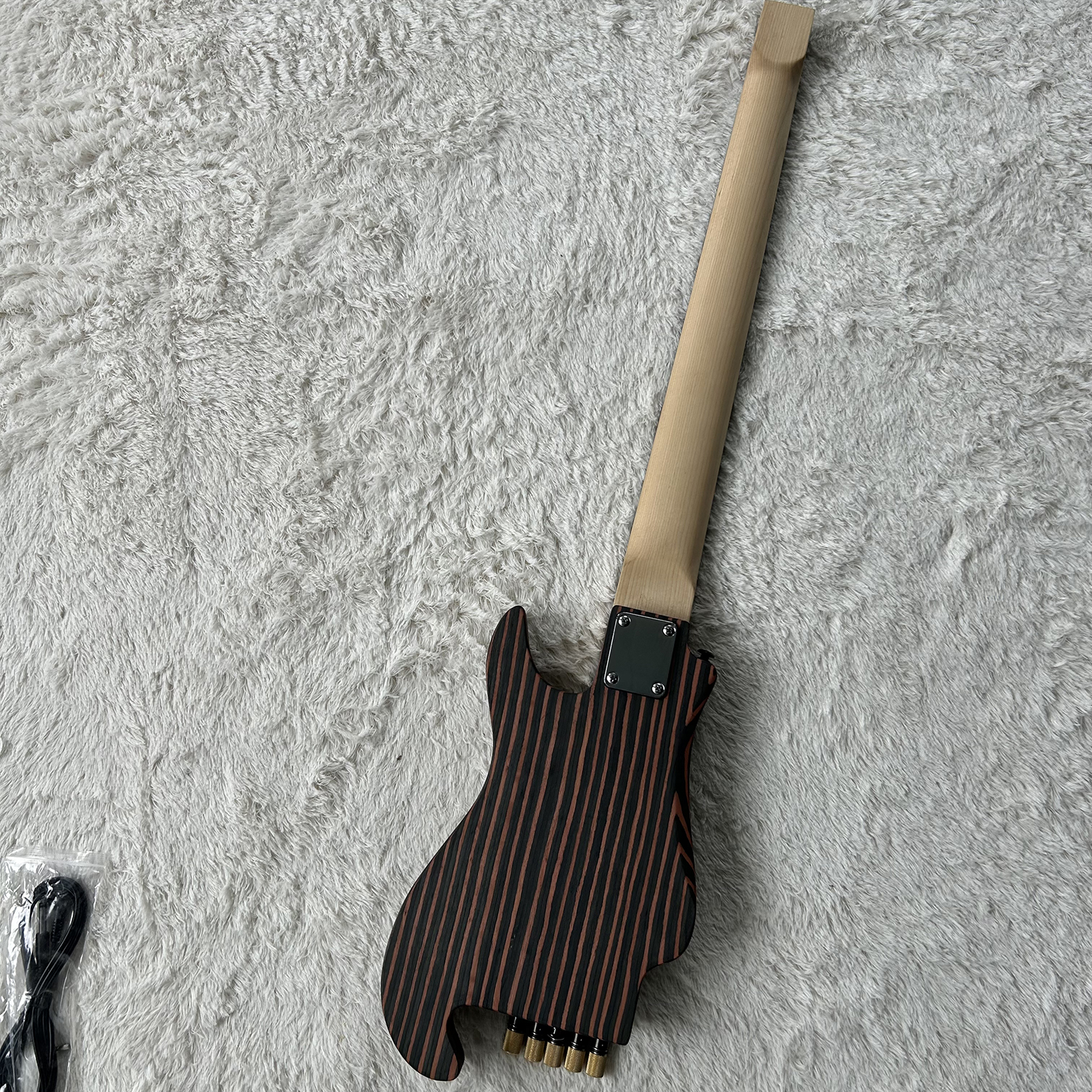 Electric Bass Headless Bass Zebra Wood Body 5 String Bass