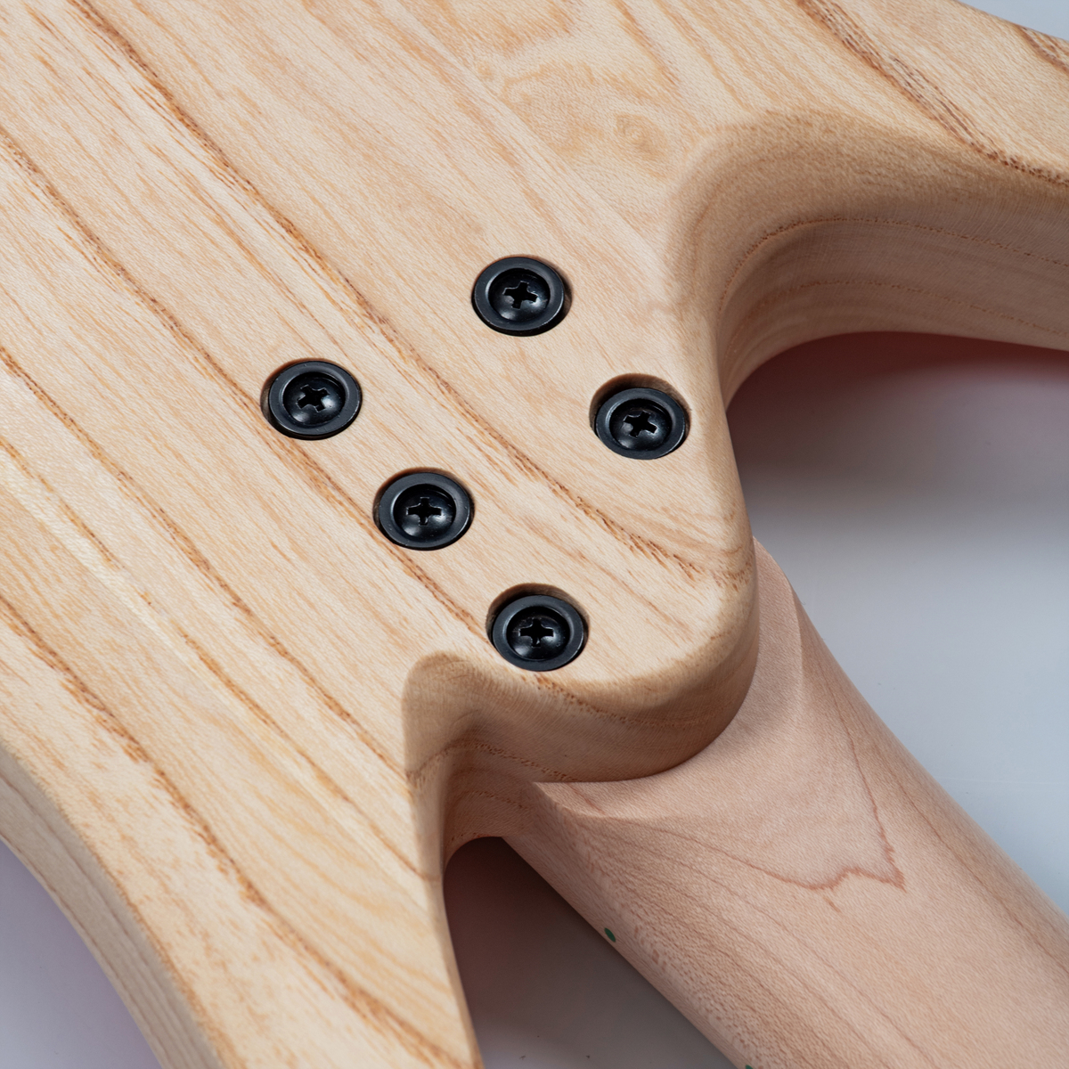 Batking 6 String Fanned Fret Headless Electric Travel Guitar with Multiscale Birdeyes Fingerboard Of Luminous Inlay